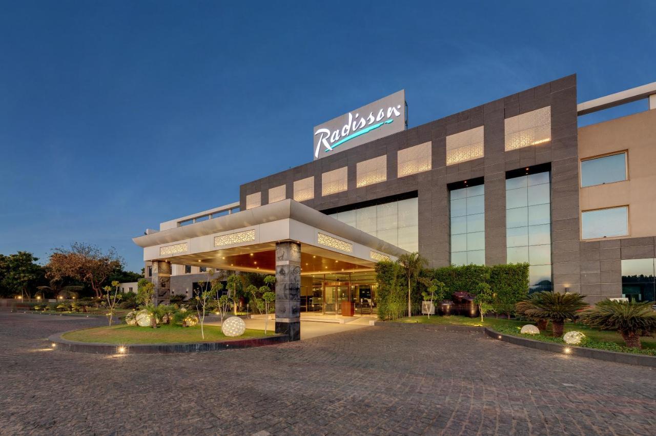 Radisson Resort & Spa Kandla Gāndhīdhām Esterno foto