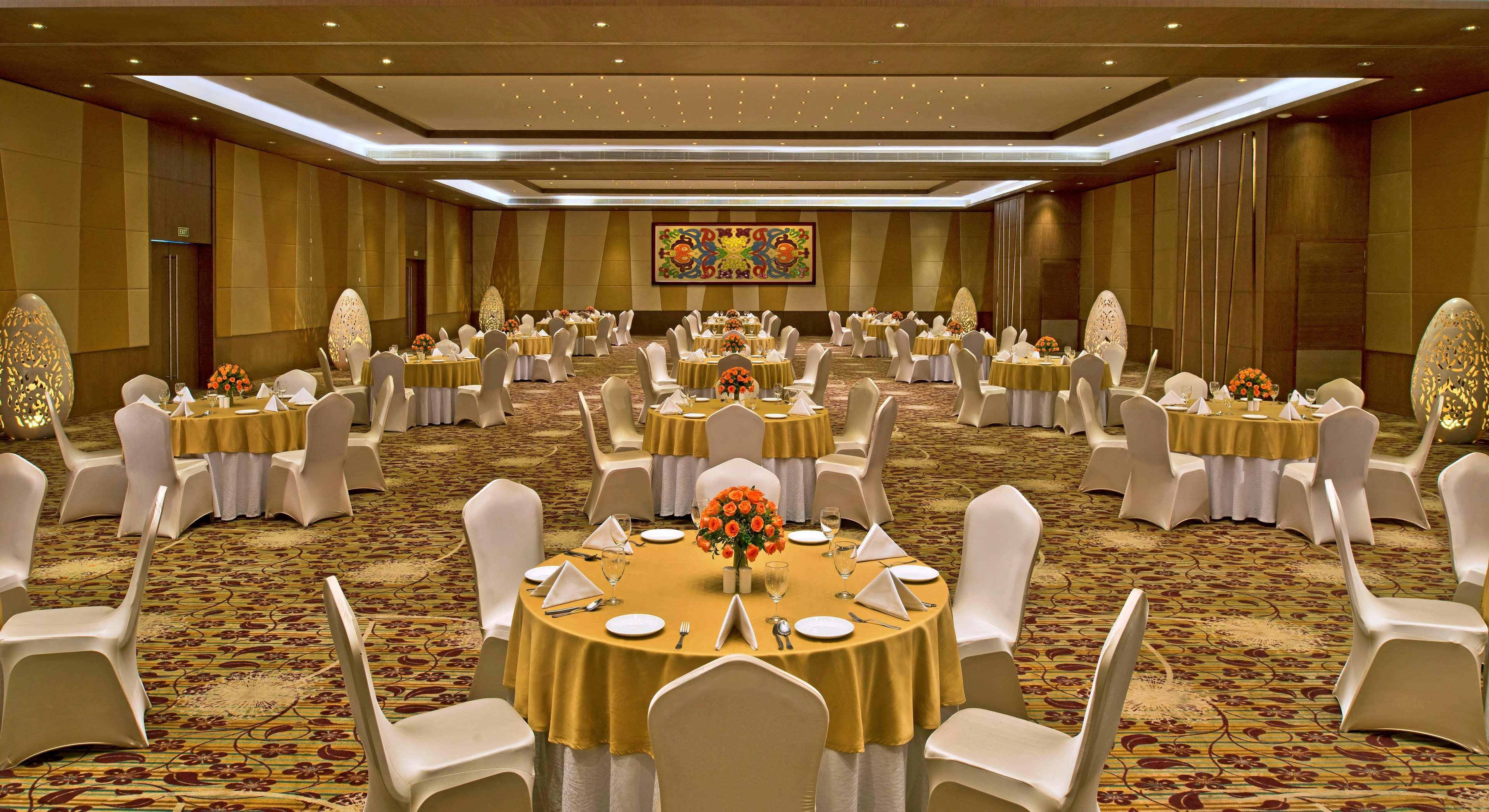 Radisson Resort & Spa Kandla Gāndhīdhām Esterno foto