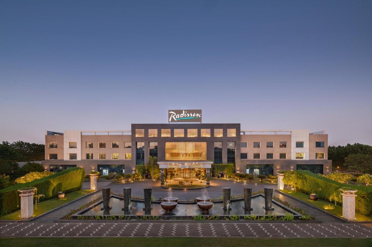 Radisson Resort & Spa Kandla Gāndhīdhām Esterno foto